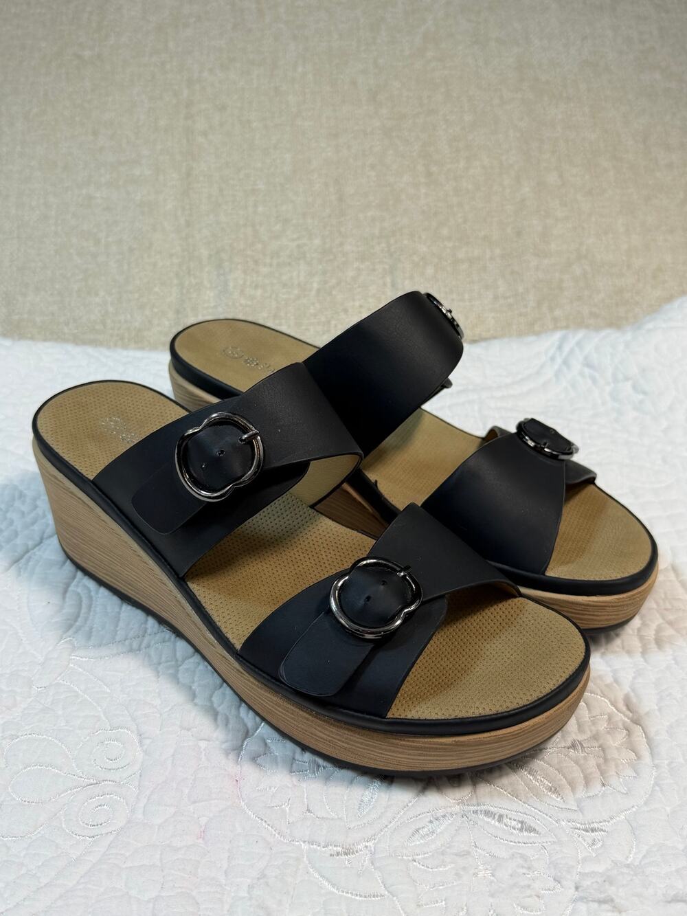 Patrizia by Spring Step Women 8 Black Wedge Slip On Comfort Sandals Shoes Casual